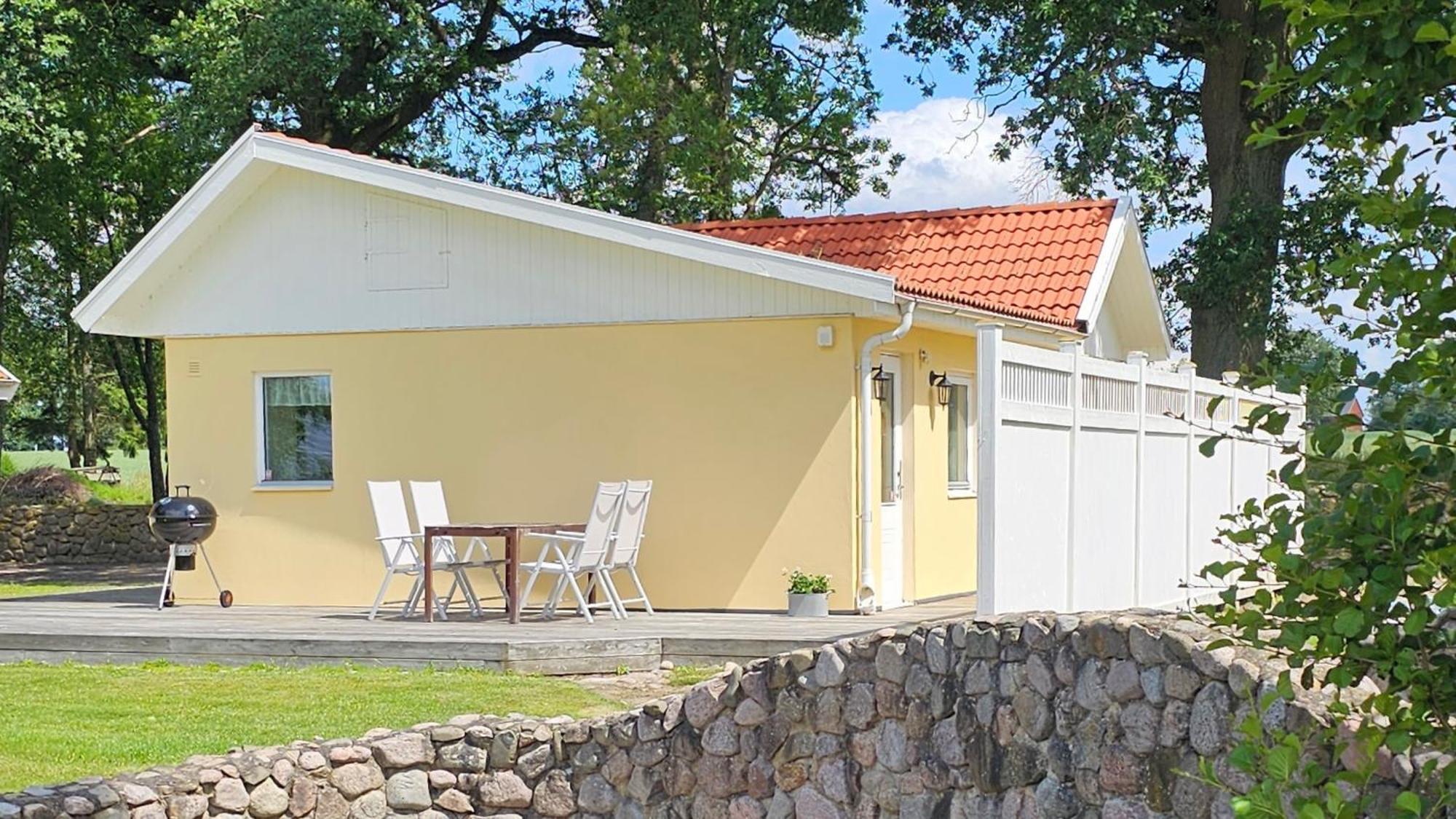 Villa Ekbacken Guesthouse Morarp Exterior photo